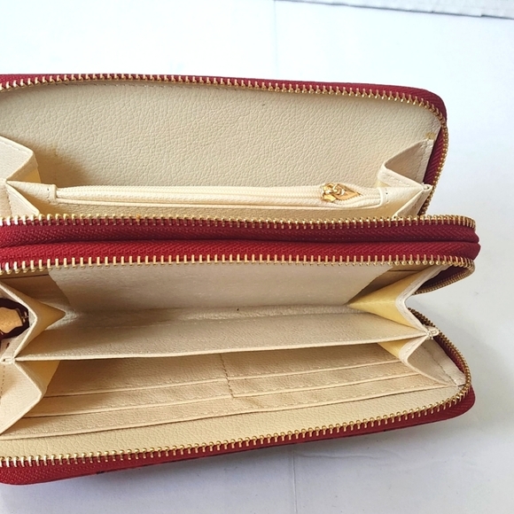 Women's Ostrich Embossed Leather Red Multi Compartment Wallet - Picture 6 of 6